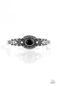 Wide Open Mesas - Black (Paparazzi Jewelry)