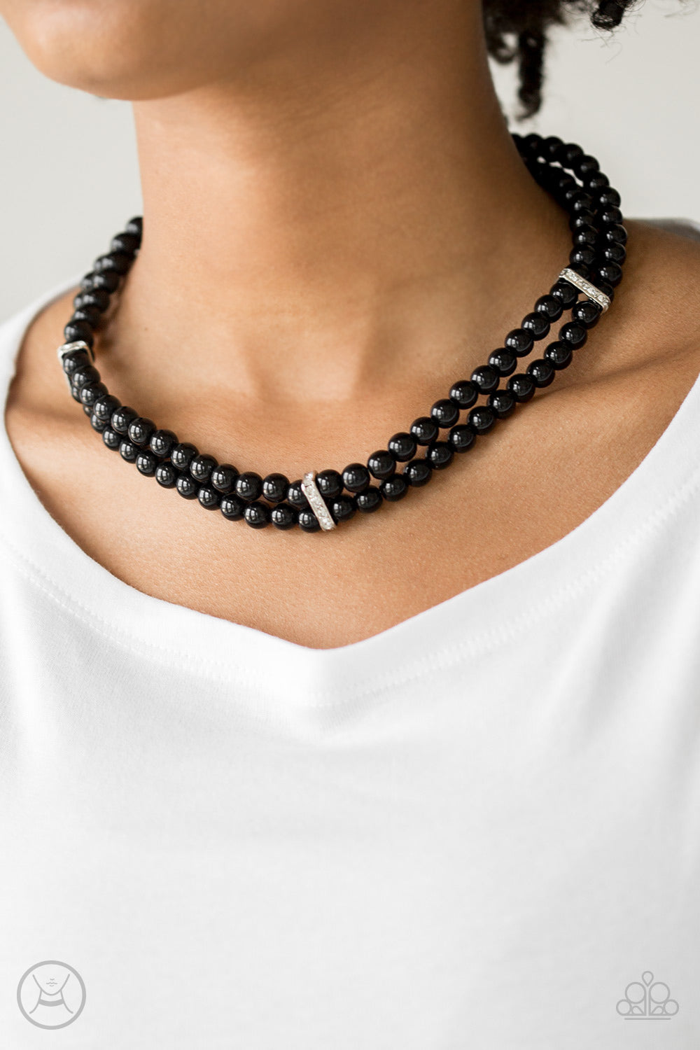 Put On Your Party Dress - Black (Paparazzi Jewelry)