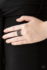 Load image into Gallery viewer, Tell Me How You Really FRILL - Black (Paparazzi Jewelry)
