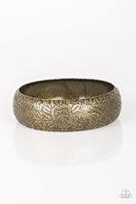 Load image into Gallery viewer, Garden Villa - Brass (Paparazzi Jewelry)
