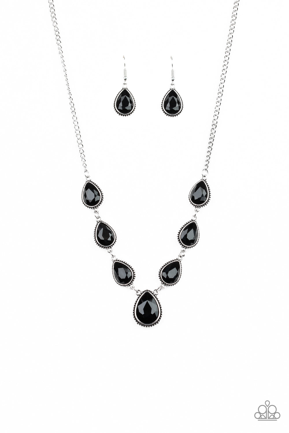 Socialite Social - Black (Paparazzi Jewelry)