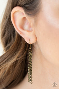 Courageous Contour - Brass (Paparazzi Jewelry)