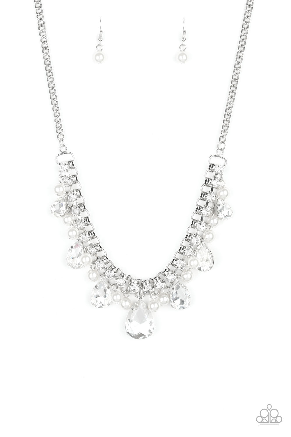 Knockout Queen - White (Paparazzi Jewelry)