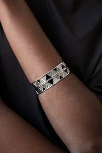 Hidden Glyphs - Black (Paparazzi Jewelry)