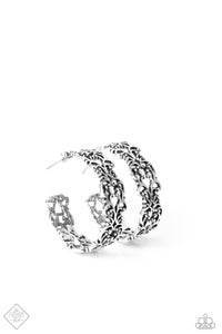 Laurel Wreaths - Silver (Paparazzi Jewelry)