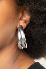 Load image into Gallery viewer, Colossal Curves - Silver (Paparazzi Jewelry)
