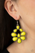 Load image into Gallery viewer, In Crowd Couture - Yellow (Paparazzi Accessories)
