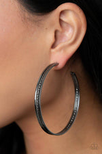 Load image into Gallery viewer, Midtown Marvel - Black Earrings (Paparazzi Accessories)
